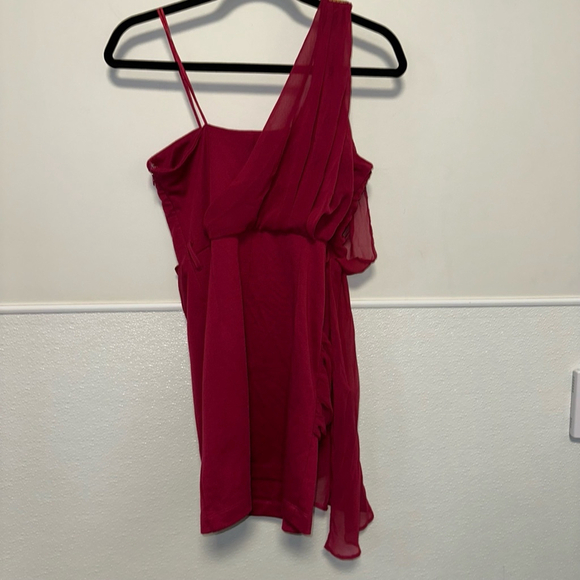 Women's Lulumari Burgundy formal party off the shoulder Dress Size S gold sequin - Picture 10 of 12